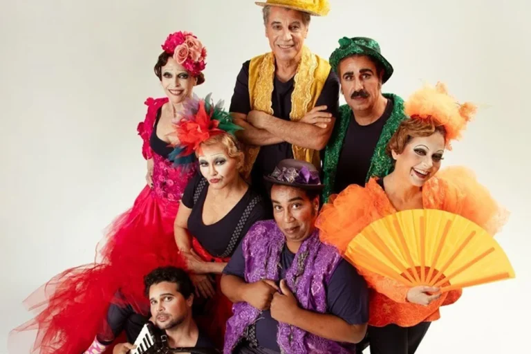Espetáculo ‘Os Mambembes’ tem temporada prorrogada no Teatro Tuca Espetáculo ‘Os Mambembes’ tem temporada prorrogada no Teatro Tuca