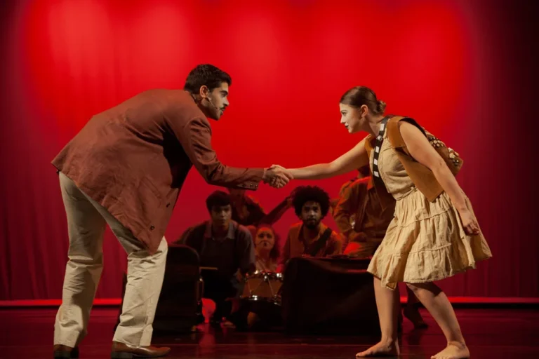 Peça musical O Mágico Di Ó traz ao Sesc Guarulhos o clássico em forma de cordel