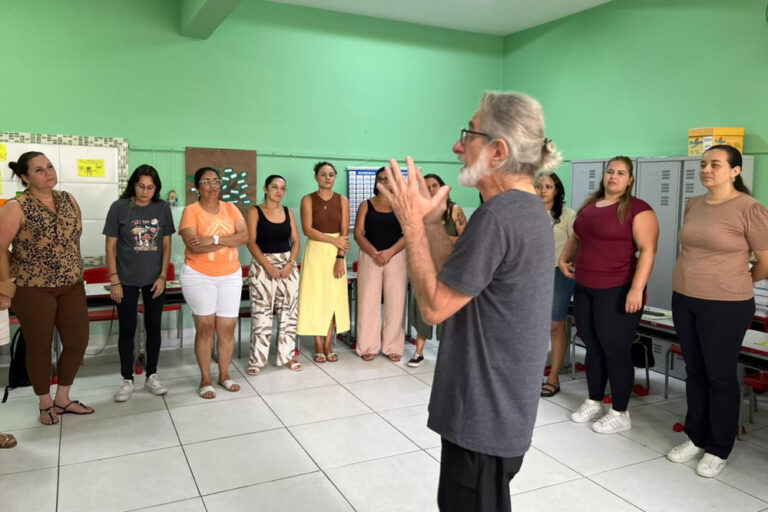Projeto realiza oficina gratuita de vivência teatral e uso adequado da voz em Morungaba
