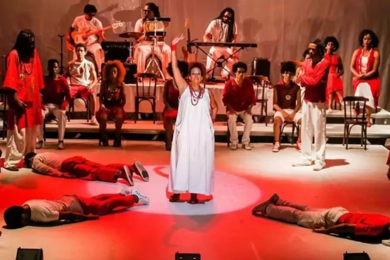 Bando de Teatro Olodum abre inscrições para oficina gratuita de formação artística em Salvador