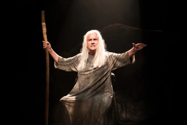 Vera Holtz protagoniza “Ficções”, no Sesc Santo André